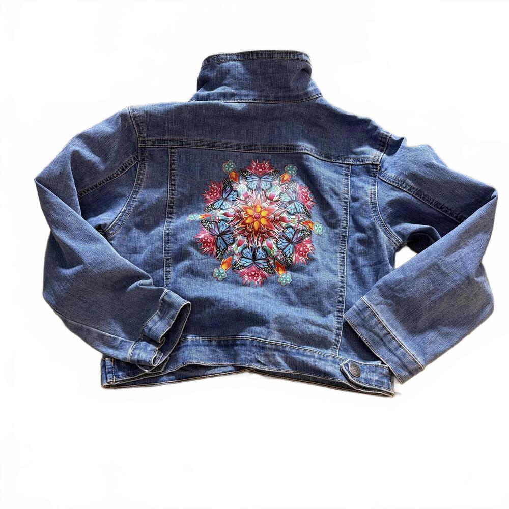 DISNEY Encanto KIDS/GIRLS Size Medium (7/8) Denim Silk Screened Jacket Disneyana